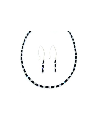 collar y aretes de proteccion