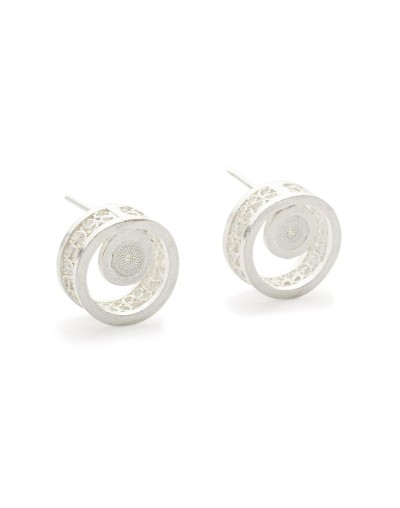 Aretes Plaza