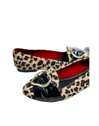 Flat Animal Print
