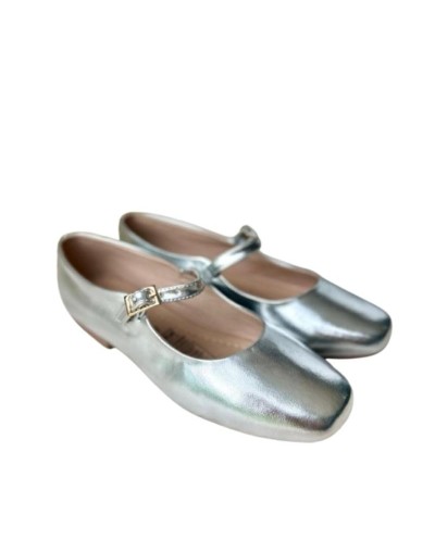 Flat Silver Victoria 