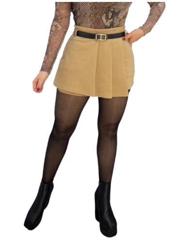 Falda short plisada negra de mujer