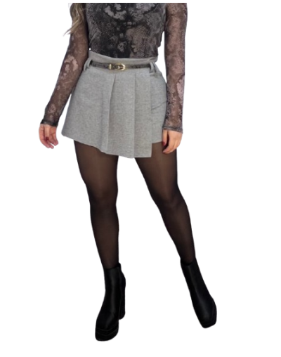 Falda short plisada negra de mujer