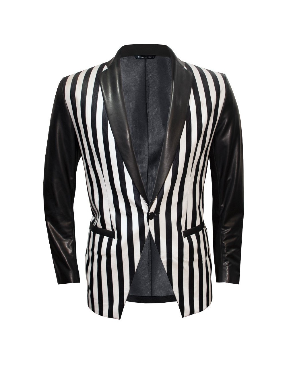 Blazer de rayas blanco y negro
