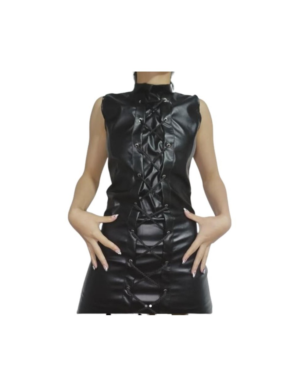 vestido cuerina