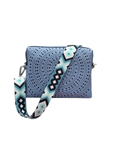 BOLSO CALA PERFORADO AZUL PASTEL