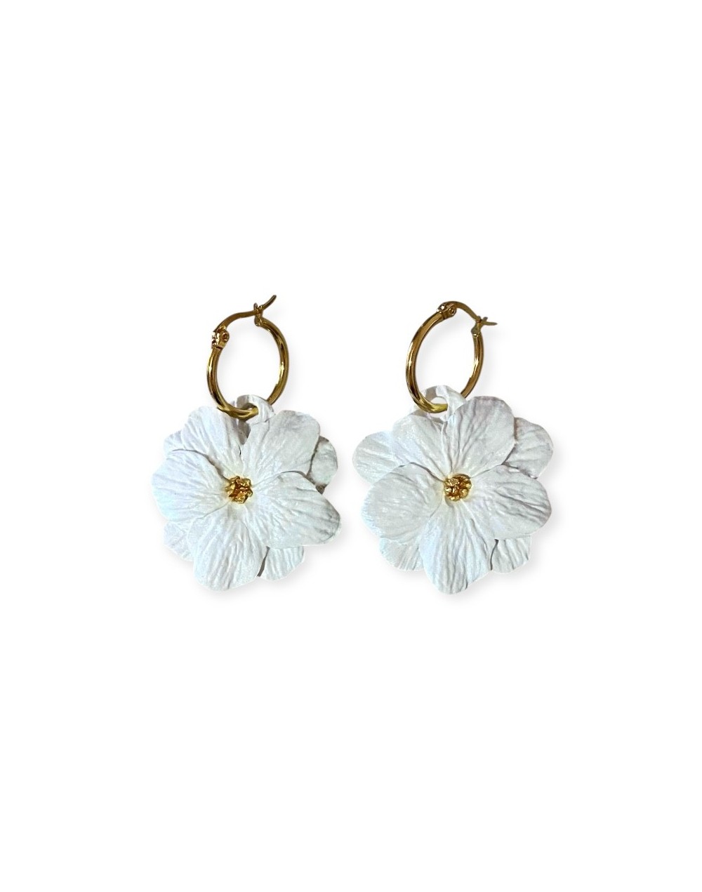 Aretes MI DOLÇA - flores blancas texturizadas