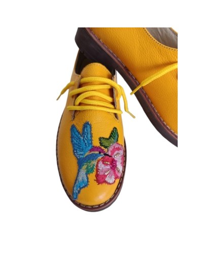 Mocasín Amarillo Bordados 