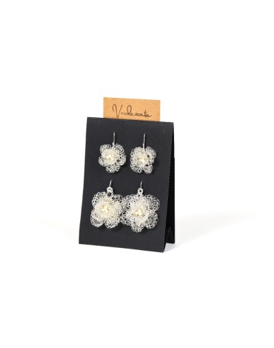 ARETES FLORES