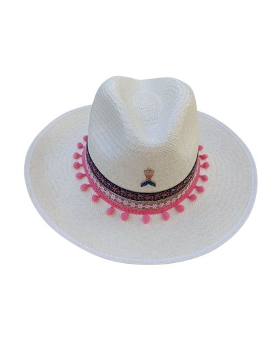Sombrero Uribe Blanco con adorno Rosa y Café en Palma de Iraka