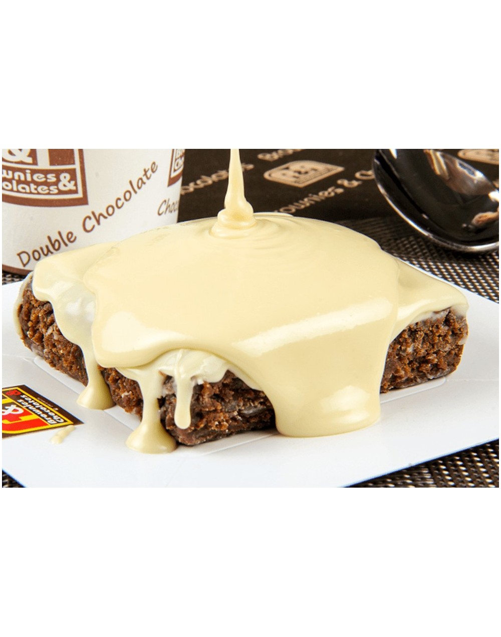 Brownie con Chocolate Blanco