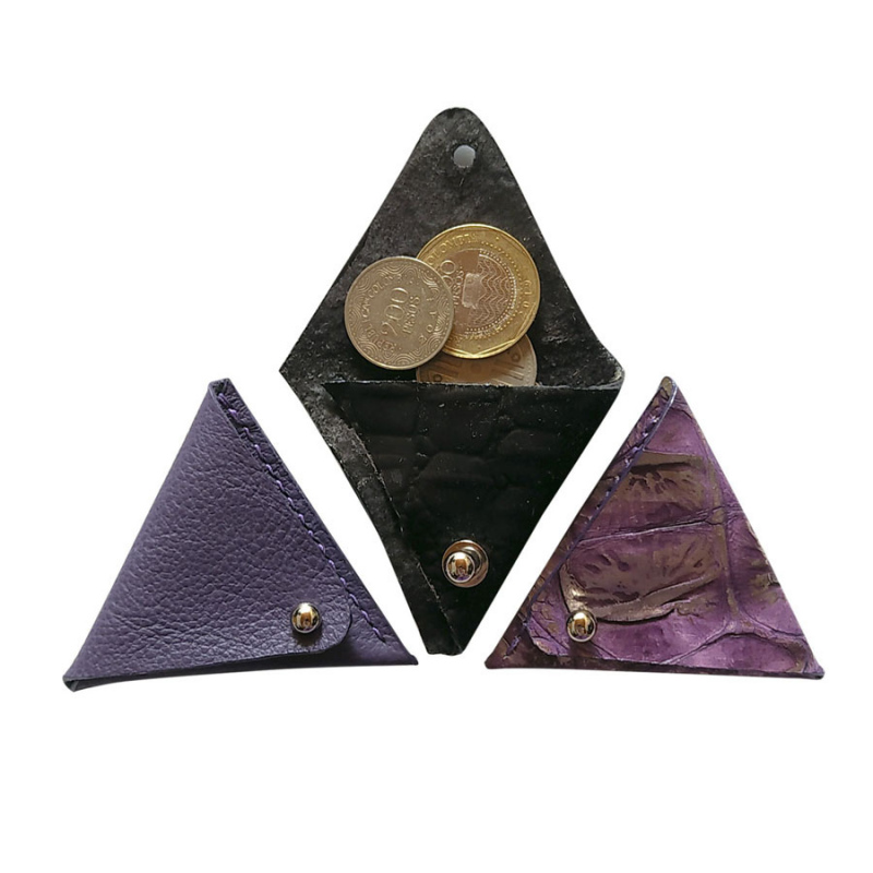 Mini monedero triangular en cuero