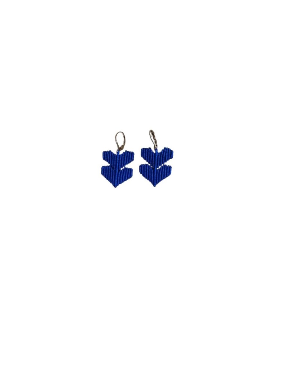 Aretes hilos de corazón 