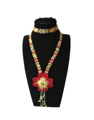 collar Flor largo