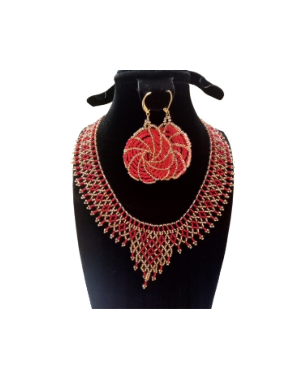 Collar con aretes espiral