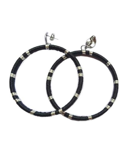 Aretes tipo candonga de diversos colores