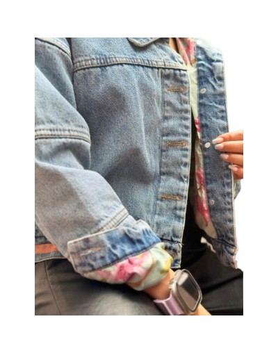 Chaqueta de jean pintada a mano