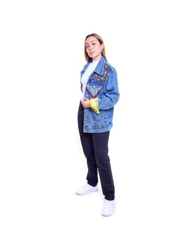 Chaqueta de jean pintada a mano