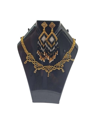 Collar mostacilla sueño dorado