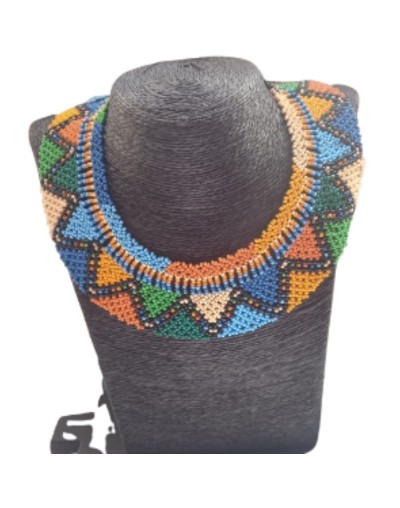 Collar Triangulos