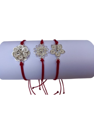 Pulseras con Hilo Rojo y Flores en Filigrana