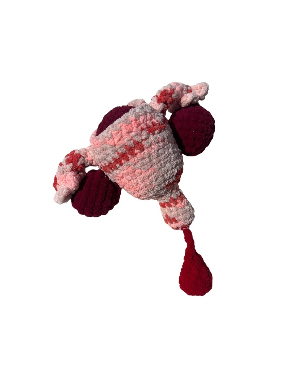 Útero tejido a mano