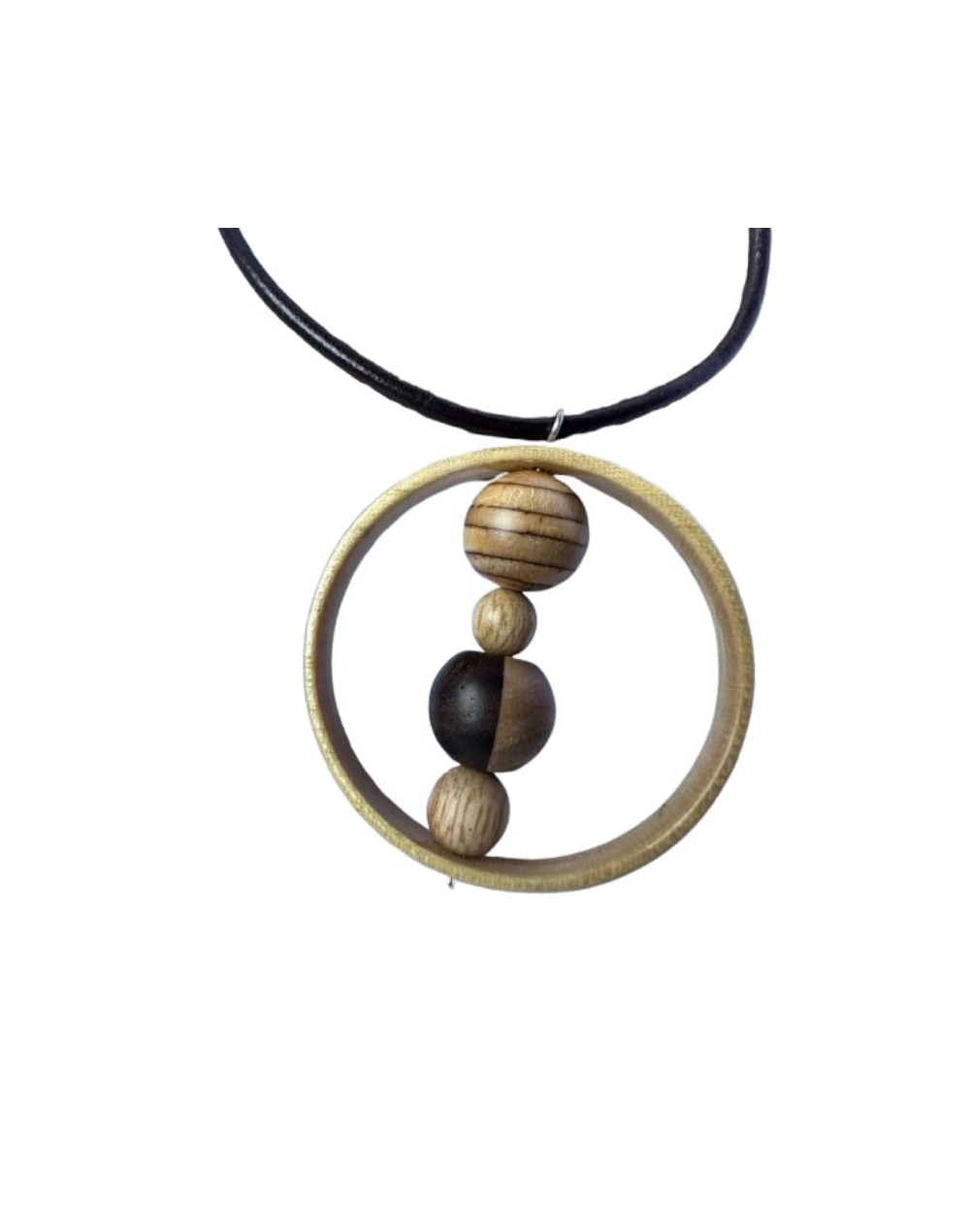 Collar Universo en Madera