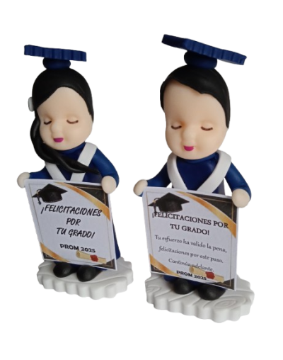 recordatorios de grado elaborados en porcelanicrón, una forma única y significativa de conmemorar el cierre de una etapa académi