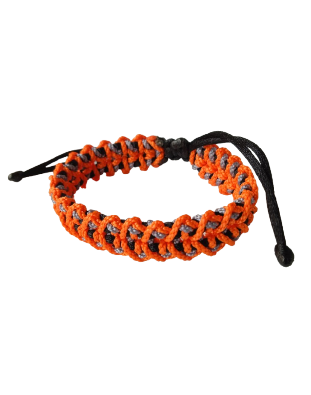 Diseñada para los amantes de la aventura y el deporte, esta manilla está tejida en terlenka calibre 15, combinando resistencia y