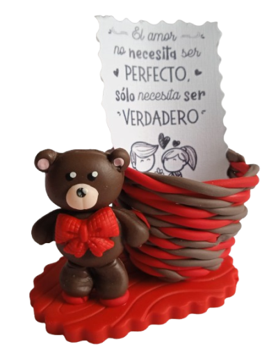 Dulces variados 💌 Tarjeta personalizada con el mensaje o nombre que desees 🎨 Diseños únicos y temáticos según tu evento
