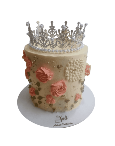 Torta cubierta con crema