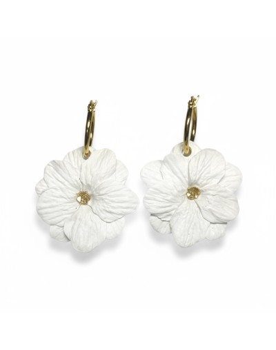 Aretes MI DOLÇA - flores blancas texturizadas