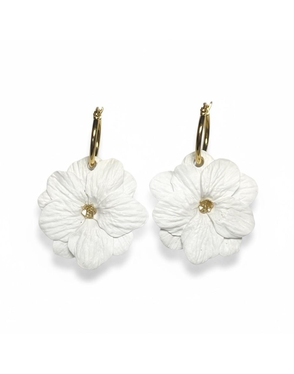 Aretes MI DOLÇA - flores blancas texturizadas