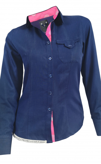 Blusa camisa en denim azul silueta entallada con contraste