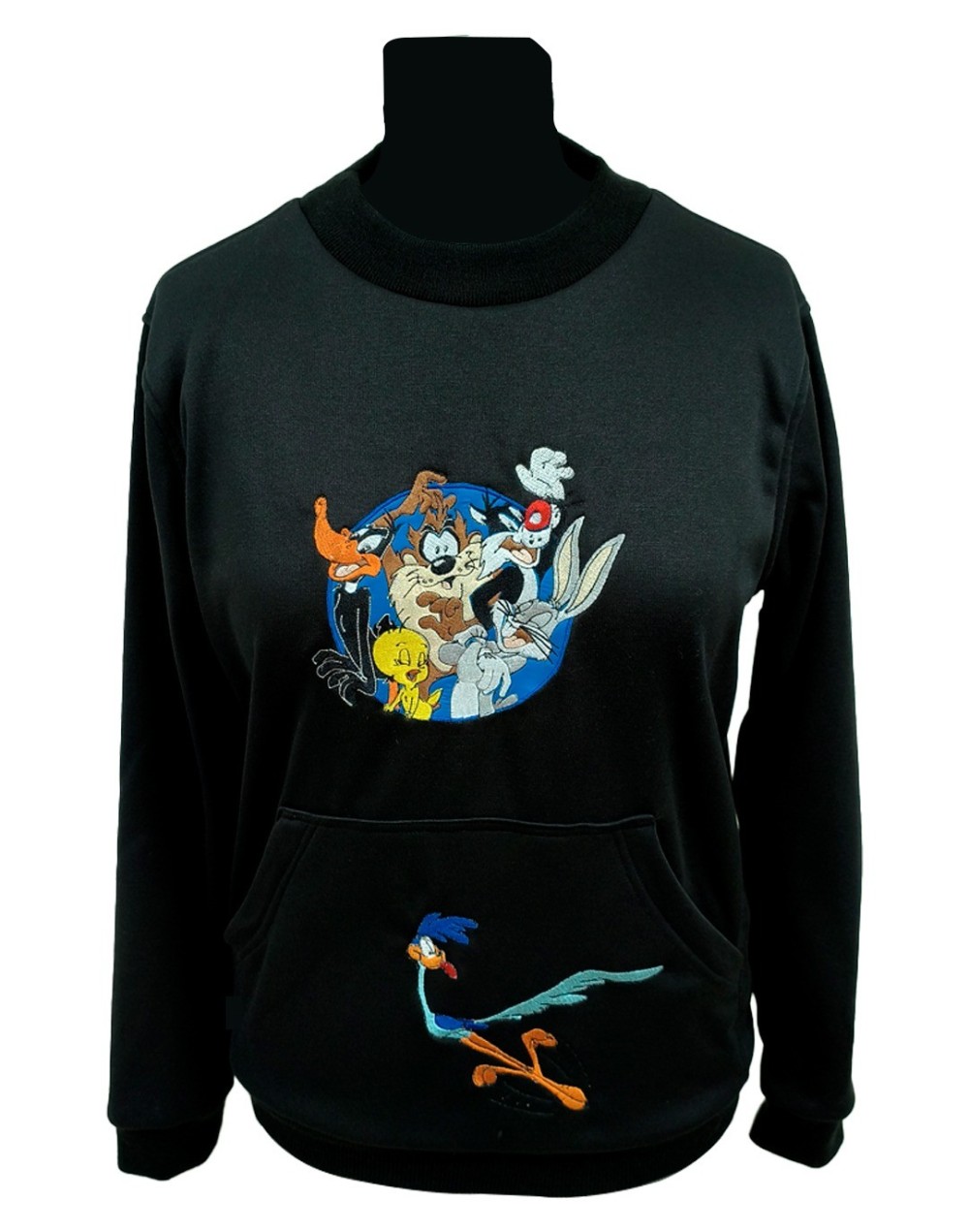 BUZO NEGRO BORDADO LOONEY TUNES