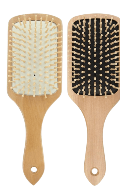 Cepillo de peinar de bambú