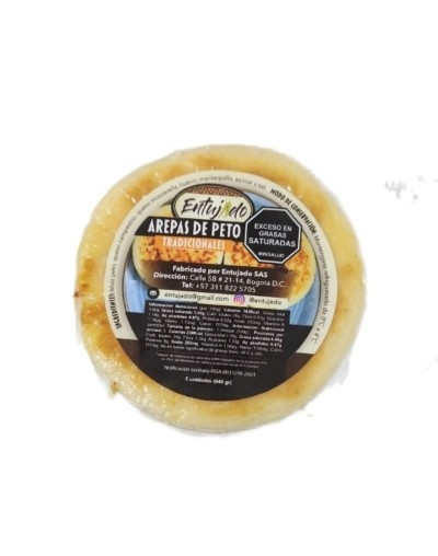 Arepas de maíz peto con relleno de queso