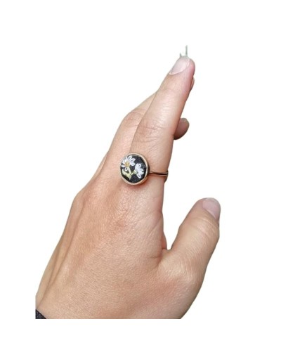 Anillos bordados a mano