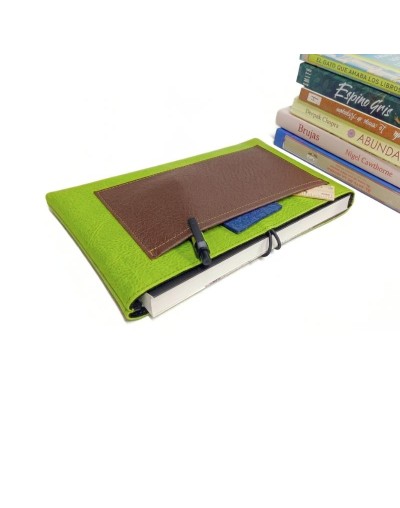 FUNDA PARA LIBROS HOMBRE 03