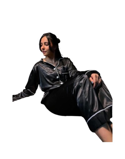 Pijama de Satín Licrado – Manga y Pantalón Largos | Claudia Botero Diseños Profesionales 