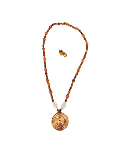 COLLAR  EN TONOS TIERRA CON DIJE EN HILOS