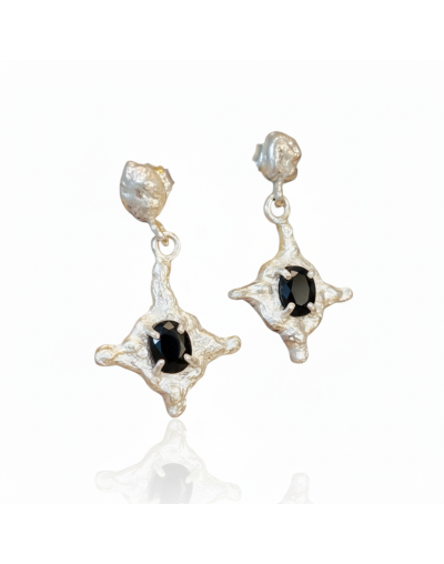 Aretes estrella con granate 
