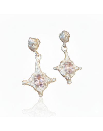 Aretes estrella con granate 