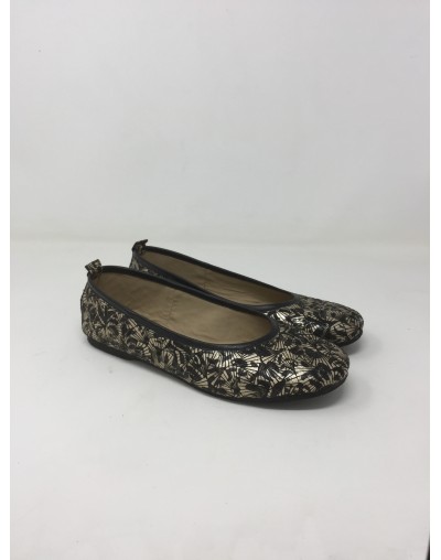 Bailarina cuero 19107 – Folia Dorado Negro x Negro