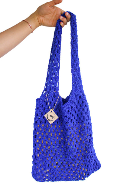Mochila  bolsa tejida expandible reutilizable ecológica crochet azul
