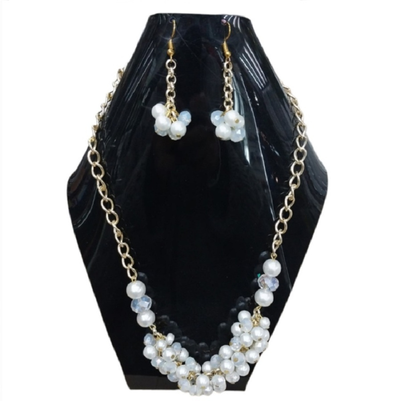 Conjunto collar y aretes en murano y perlas blanco