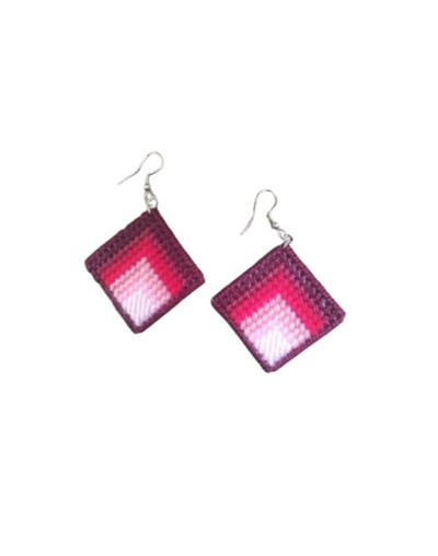Aretes elaborados en tejido Bargello - Pájaros y naturaleza