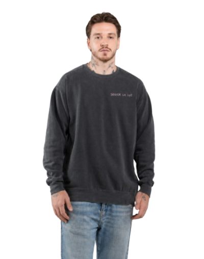 Buzo Negro - Bordado Seguir La Luz 