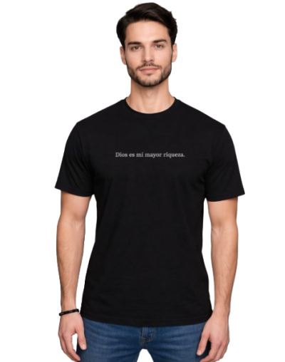 Camiseta Negra – Bordado Dios es mi mayor riqueza