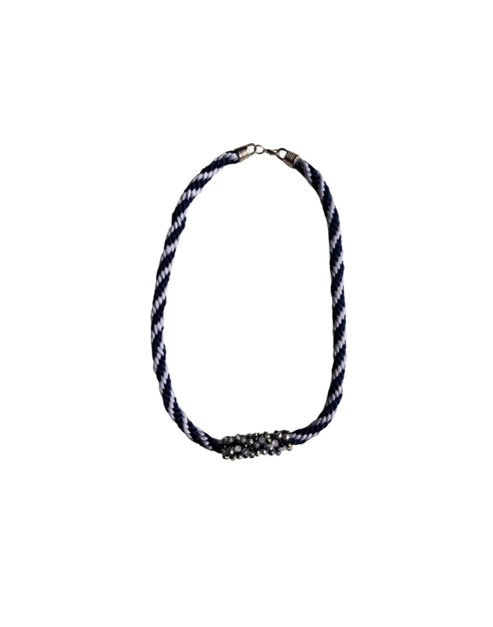 Collar Kumihimo en hilo seda blanco y negro con mostacillas 