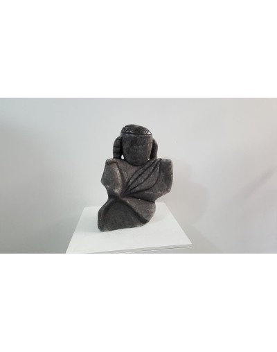 Escultura tallada en roca salinaNiña Muisca